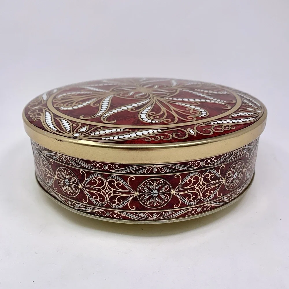 Daher Embossed Round Red Gold Mosaic Tin w Lid Made In England Vtg Biscuit